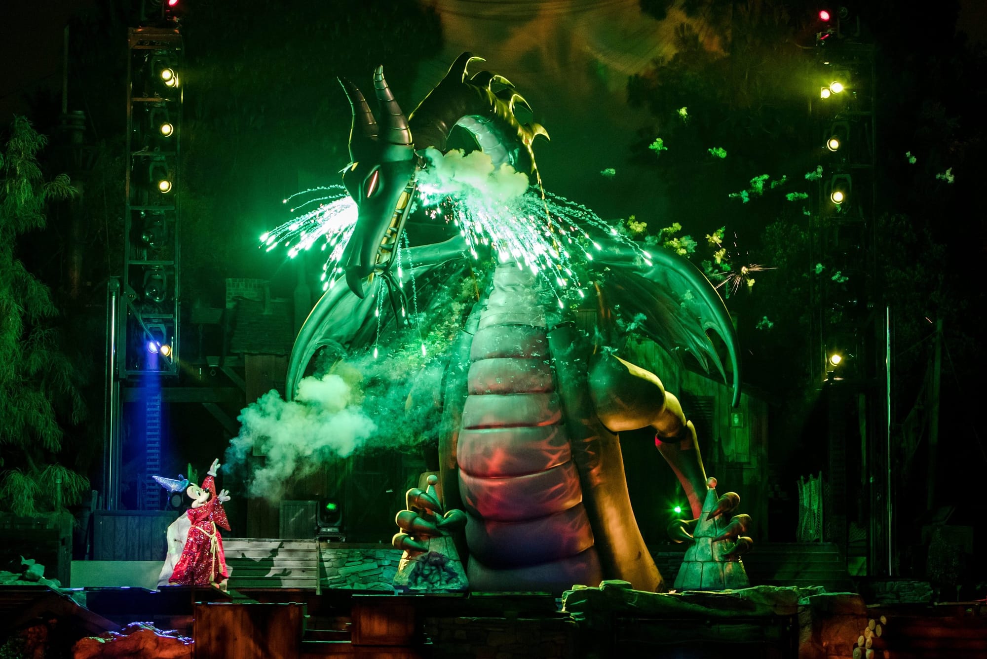 Disneyland's Fantasmic! Returns: Find Out the Reopening Date and What's New