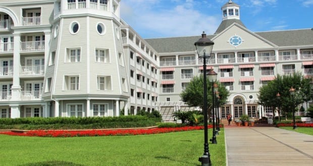 Walt Disney World Resort Hotels Now Charging Handling Fees For Front Desk and In-Room Grocery Deliveries