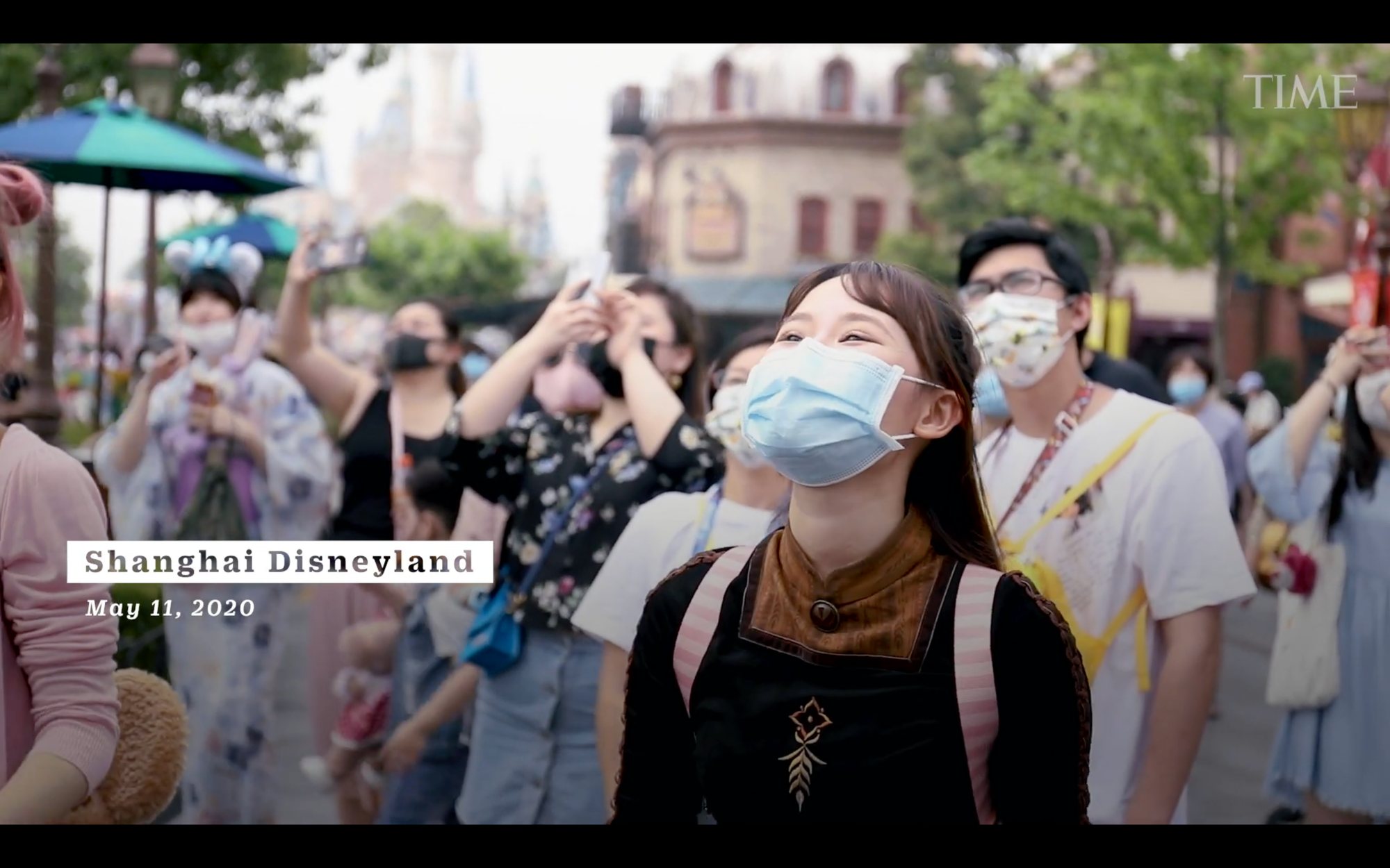 WATCH: Chinese COVID-19 Frontline Nurse, Who's Visited Shanghai Disney Resort Over 200 Times Since Opening, Returns To Her Happy Place
